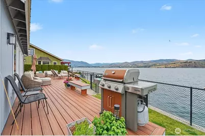 1386 S Lakeshore Road, Chelan, WA 98816 - Photo 13