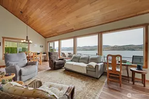 1386 S Lakeshore Rd, Chelan, WA 98816 - Photo 17