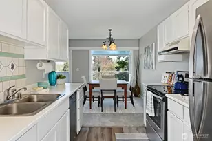 4120 212th St SW, Mountlake Terrace, WA 98043 - Photo 9