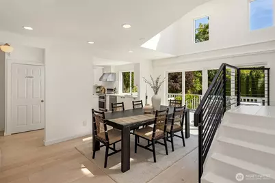 12453 NE 104th Street, Kirkland, WA 98033 - Photo 5