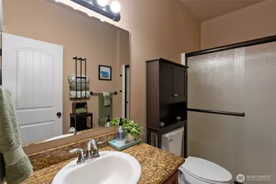 10118 Terra Glenn Street SE, Yelm, WA 98597 - Photo 9