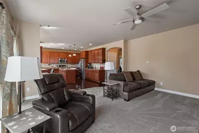 10118 Terra Glenn Street SE, Yelm, WA 98597 - Photo 11