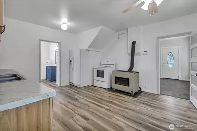 223 R Street NE, Auburn, WA 98002 - Photo 11