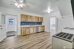 223 R St NE, Auburn, WA 98002 - Photo 9
