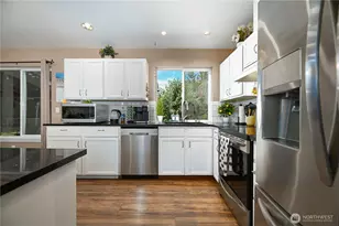 9103 74th St SE, Snohomish, WA 98290 - Photo 13