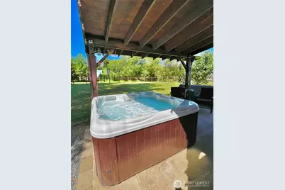 9103 74th Street SE, Snohomish, WA 98290 - Photo 33