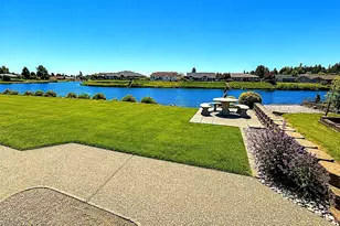 8227 Sehome Rd, Blaine, WA 98230 - Photo 17