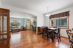 509 E Division St, Arlington, WA 98223 - Photo 5