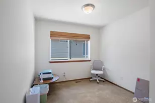 509 E Division St, Arlington, WA 98223 - Photo 19