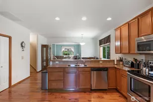 509 E Division St, Arlington, WA 98223 - Photo 9