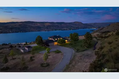 450 Hawks Meadow Road, Chelan, WA 98816 - Photo 3