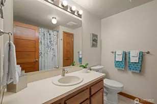 13301 NE 190th Pl, Woodinville, WA 98072 - Photo 17