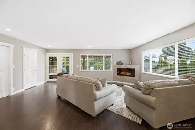 6911 Vandermark Road E, Bonney Lake, WA 98391 - Photo 7