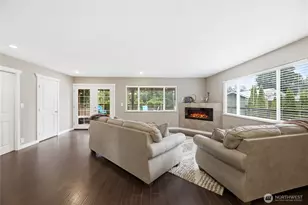 6911 Vandermark Rd E, Bonney Lake, WA 98391 - Photo 7