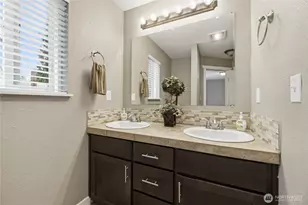 6911 Vandermark Rd E, Bonney Lake, WA 98391 - Photo 23