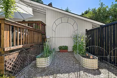 6221 81st Street E, Puyallup, WA 98371 - Photo 25
