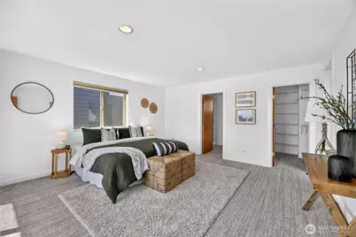 4222 Linden Avenue N, Seattle, WA 98103 - Photo 13