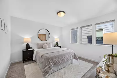 4222 Linden Avenue N, Seattle, WA 98103 - Photo 19