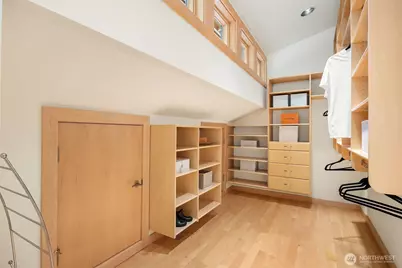 12820 NE 39th Street, Bellevue, WA 98005 - Photo 23