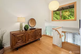 12820 NE 39th St, Bellevue, WA 98005 - Photo 17