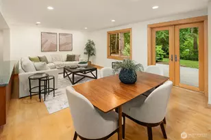 12820 NE 39th St, Bellevue, WA 98005 - Photo 11