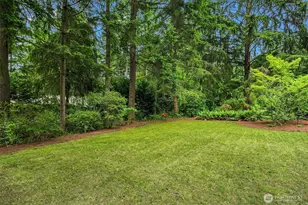 12820 NE 39th St, Bellevue, WA 98005 - Photo 33