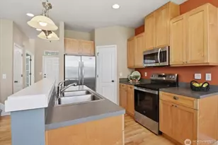 104 NE Sunset St, Poulsbo, WA 98370 - Photo 13
