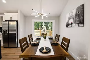 510 223rd St SW, Bothell, WA 98021 - Photo 7