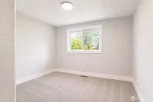 510 223rd St SW, Bothell, WA 98021 - Photo 15