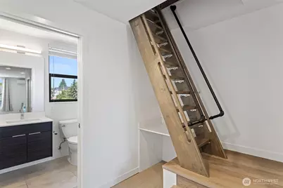 604 NW 77th Street #D, Seattle, WA 98117 - Photo 27