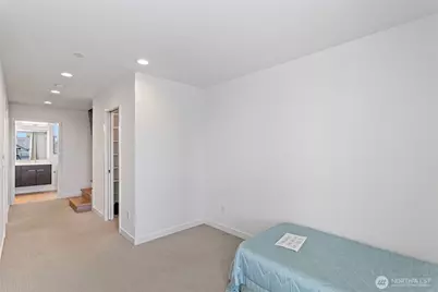 604 NW 77th Street #D, Seattle, WA 98117 - Photo 25