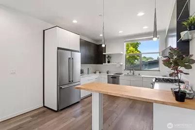 604 NW 77th Street #D, Seattle, WA 98117 - Photo 13