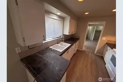 3001 120th Place SE, Everett, WA 98208 - Photo 7