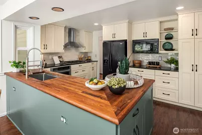 18025 70th Place W, Edmonds, WA 98026 - Photo 11
