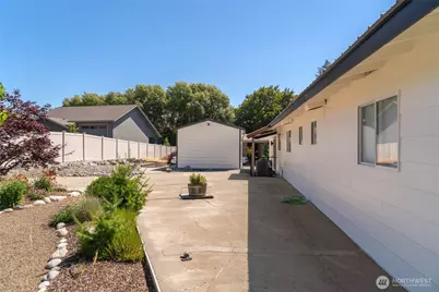 330 Sunnyslope Heights, Wenatchee, WA 98801 - Photo 19