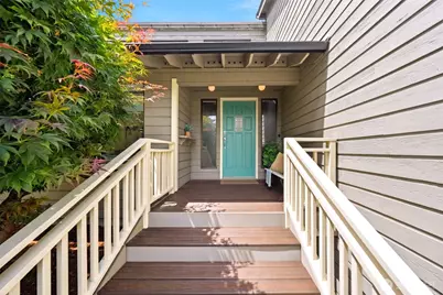 301 128th Avenue NE, Bellevue, WA 98005 - Photo 3