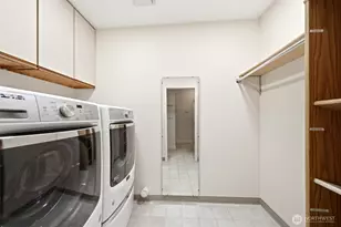 301 128th Ave NE, Bellevue, WA 98005 - Photo 29