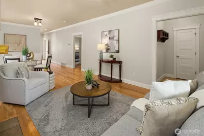 223 29th Avenue E, Seattle, WA 98112 - Photo 5