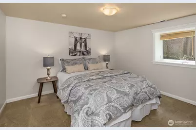 223 29th Avenue E, Seattle, WA 98112 - Photo 19