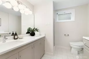 6050 43rd Ave NE, Seattle, WA 98115 - Photo 29