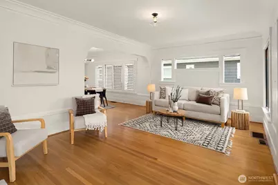 5215 Latona Avenue NE, Seattle, WA 98105 - Photo 7