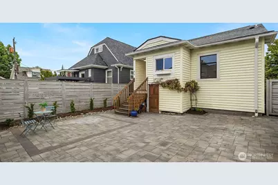 5215 Latona Avenue NE, Seattle, WA 98105 - Photo 29