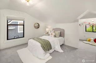 5215 Latona Ave NE, Seattle, WA 98105 - Photo 17