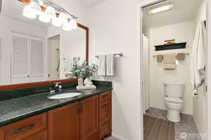 6652 Park Point Way NE, Seattle, WA 98115 - Photo 21