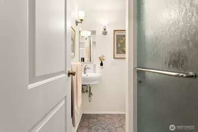 6652 Parkpoint Way NE #D-311, Seattle, WA 98115 - Photo 23