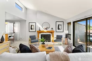 6652 Park Point Way NE, Seattle, WA 98115 - Photo 7