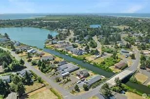 709 Wawona Ave SW, Ocean Shores, WA 98569 - Photo 33