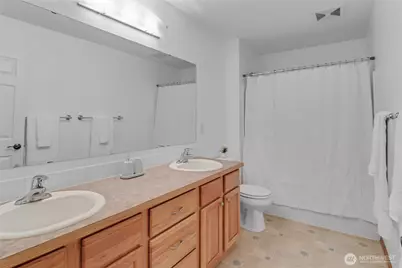 19627 119th Lane SE, Yelm, WA 98597 - Photo 23