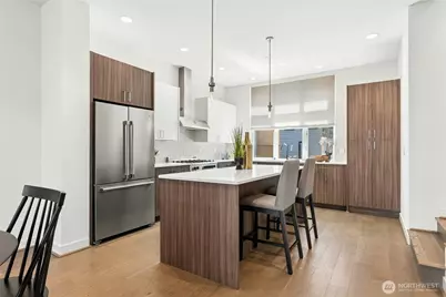 10762 SE 1st Drive #22, Bellevue, WA 98004 - Photo 11