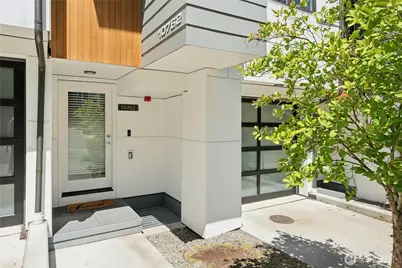 10762 SE 1st Drive #22, Bellevue, WA 98004 - Photo 5